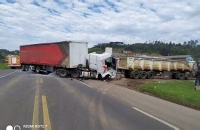 Caco Da Rosa Colis O Entre Carreta E Caminh O Deixa Condutora Ferida