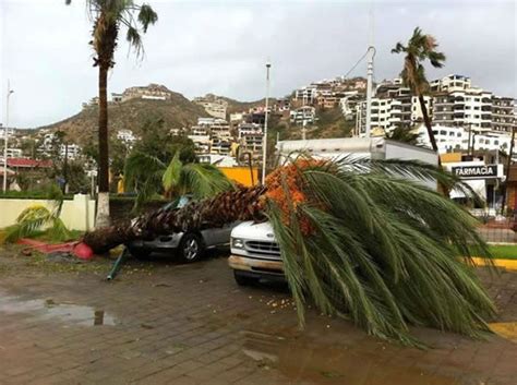 PHOTOS: Cleanup underway after Baja Peninsula gets hit with the strongest hurricane in its ...