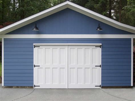 Pictures Of Carriage House And Garage Doors Real Carriage Doors Carriage Style Garage Doors