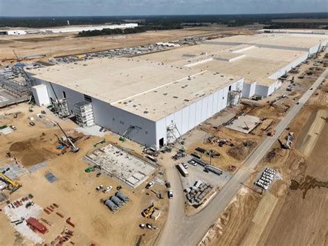 Ford Blueoval Sk Battery Plant Will Come Online In Mid