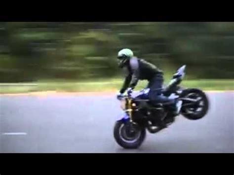 Impresionante Maniobras O Acrobacias En Moto 1 YouTube