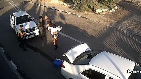 Watch Civilians Caught In Crossfire Between Israeli Forces And Hamas