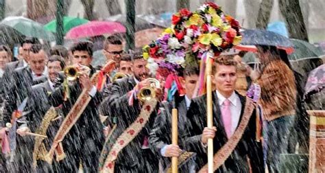 La Soldadesca De Gamonal Tem Tica Del Certamen Bastones De Mondas