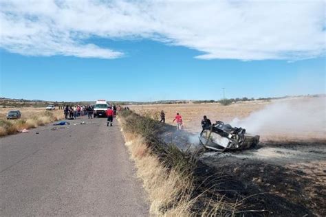 En Sa N Alto Camioneta Se Volc E Incendi Muertos Y Lesionados