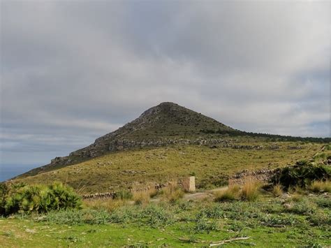 Coneguem La Ruta Del Puig De Sa Creu I Talaia Freda Fora Vila