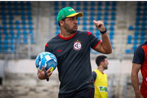 Técnico do Campinense projeta jogo difícil contra o Santa Cruz e se