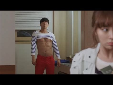 Gong Yoo Shirtless Scene Abs Youtube