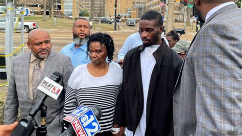 Ex Officers In Mississippi Torture Case Plead Guilty To More Charges