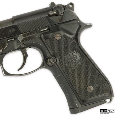 Leon The Professional Beretta 92fs With Silencer