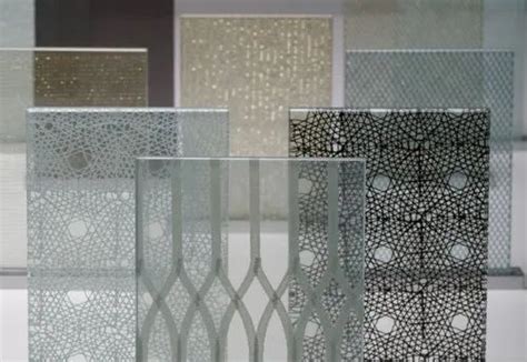 Saint Gobain Designer Glass At Best Price In Delhi By A2z Glass House Id 20657483512