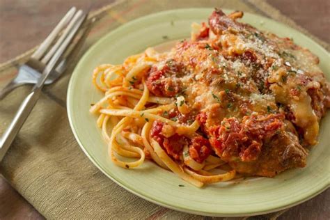 8 Best Side Dishes For Chicken Parm