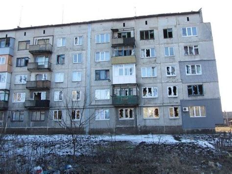Количество жертв обстрела в Горняке возросло до четырех, ранены 16 ...