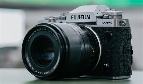 Fujifilm lleva la grabación 6K a su nueva mirrorless X T5