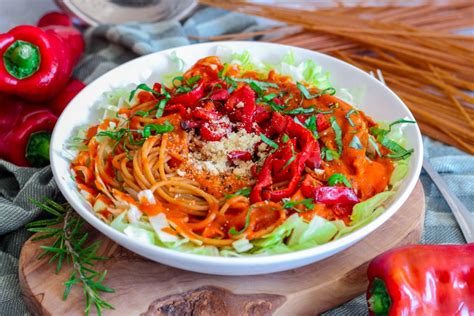 Rezept Pasta Mit Ger Steter Paprikasauce Vegan Cutiekulla