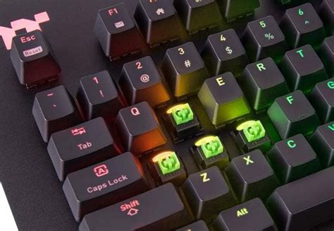 New Thermaltake Level Rgb Keyboard Has Razer Green Switches Eteknix