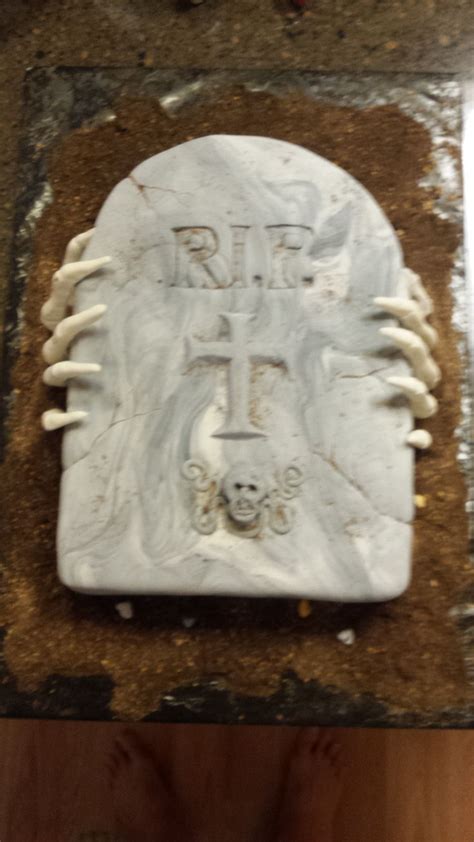 Tombstone Halloween Cake