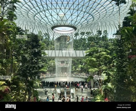 Jewel Changi Airport Singapore Hi Res Stock Photography And Images Alamy