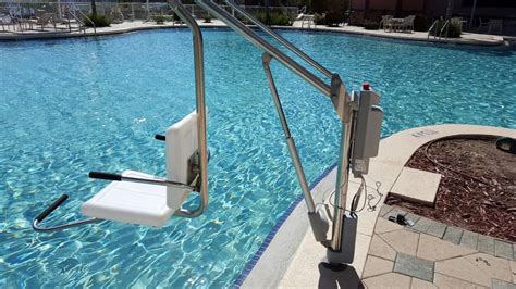 Spectrum Aquatics Launches New Ada Lift Motion Trek