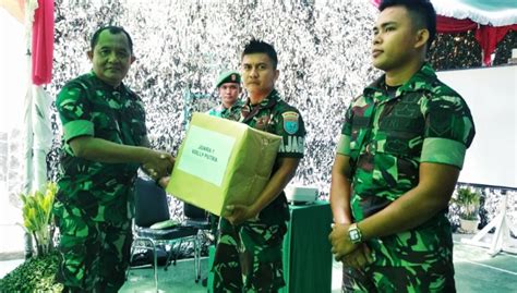 Hut Korps Peralatan Angkatan Darat Ke Prajurit Di Tuntut