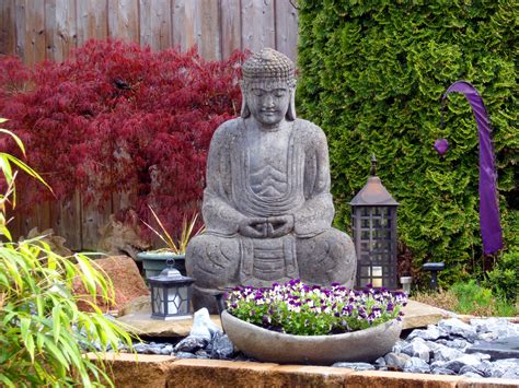 10 Easy Ways To Create A Sacred Garden