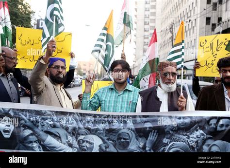 Awami Tehreek Protest Karachi Hi Res Stock Photography And Images Alamy