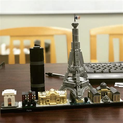 Paris skyline set : lego