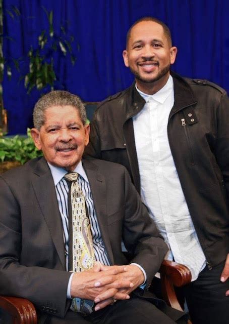 Community Salutes Apostle Frederick Price Mega Church Pioneer Los