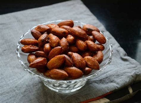 Oven Roasted Almonds Recipe – Vegetarian Paleo Recipes – Gayathri's Cook Spot