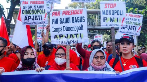 Pekerja Migran Demo Di Patung Kuda Bawa Tuntutan Ke Pemerintah