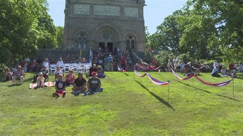 Honoring Those Who Made The Ultimate Sacrifice Memorial Day Ceremony At Lake View Cemetery