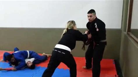 Jiu Jitsu Qg Defesa Pessoal Contra Roubo De Bolsa E Ou Mochila