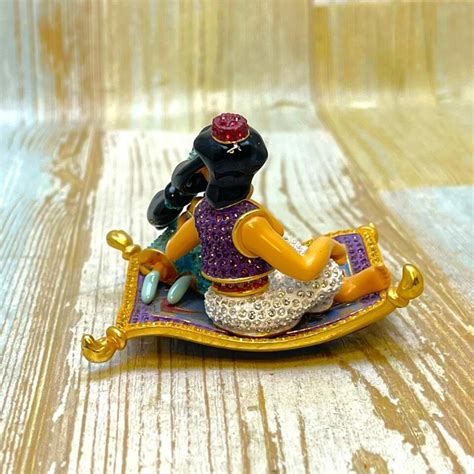 Disney Arribas Brothers Aladdin The Magic Lamp Jasmine Carpet Figure