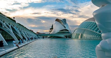 Valencia Capta los lugares más fotogénicos con un lugareño GetYourGuide