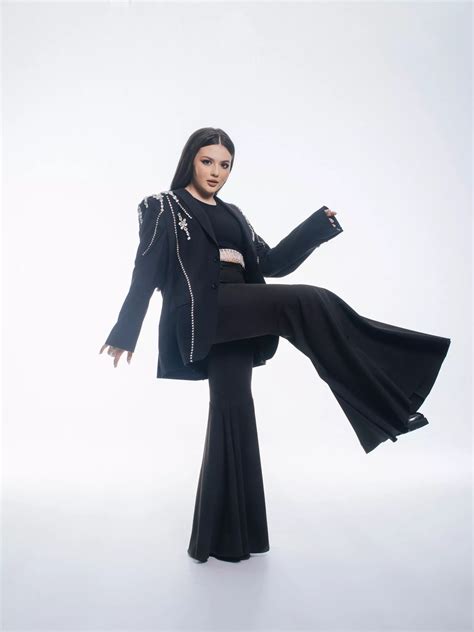Masha Danilova презентувала кліп на пісню «Кайф» - Woman Magazine
