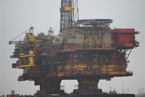 top  facts     oil exploration stonehaven