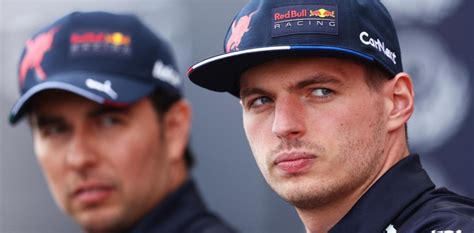 F1 Qué dijo Horner sobre la diferencia entre Verstappen y Checo Pérez