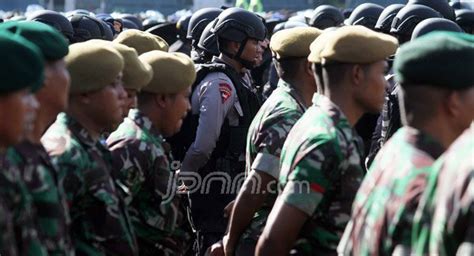 Gandeng TNI Ribuan Personel Polri Tetap Siaga 3 Hari