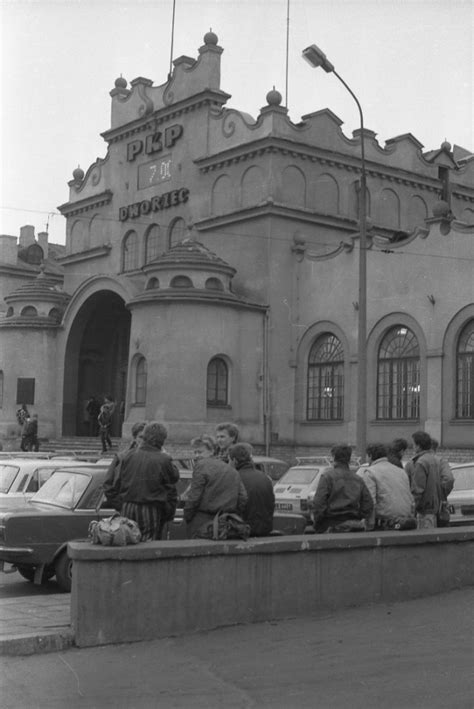 Dworzec Główny PKP Lublin Jacka Mirosława Lublin Fotografia Teatr NN