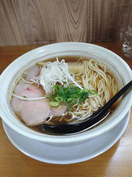 『醤油ラーメン＋チャーシュー丼』煮干しラーメン つかさのレビュー ラーメンデータベース