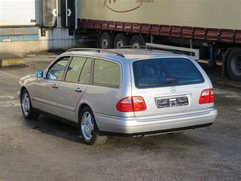 W210 E300 Td Turbodiesel Avantgarde Met Slechts 48000 Km Klaas De