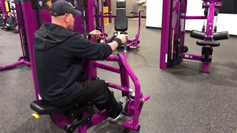 Planet Fitness Row Machine How To Use The Row Machine At Planet Fitness Youtube Planet