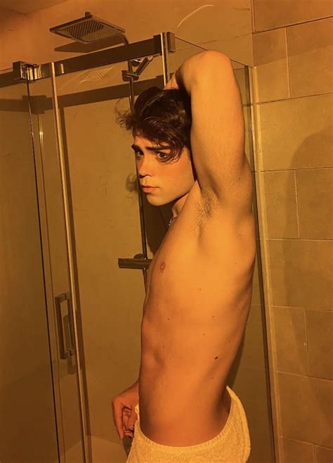 Benji Krol Benji Krol Shirtless Just Beautiful Men Johnny Orlando