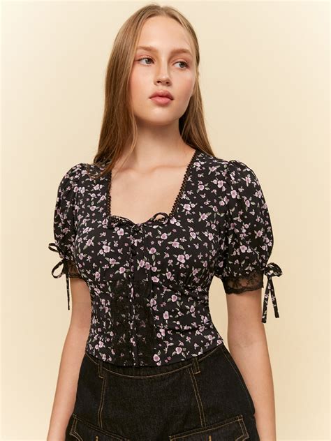 Floral Print Puffed Sleeve Blouse Black Pomelo Fashion