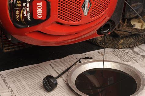 Learn How To Change The Oil In A Toro Lawn Mower How To Guides Tips