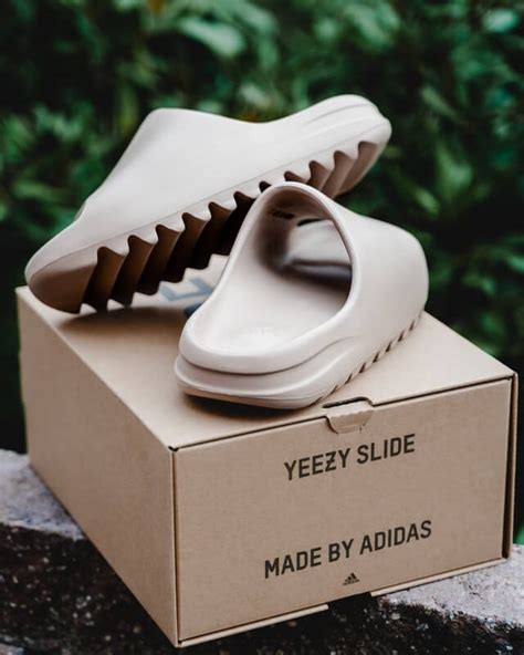 Adidas Yeezy Slide All Sizes Available