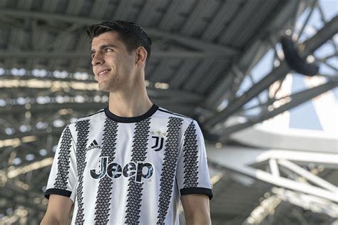 Adidas I Juventus Turyn Pokazali Nowe Koszulki Pi Karskie