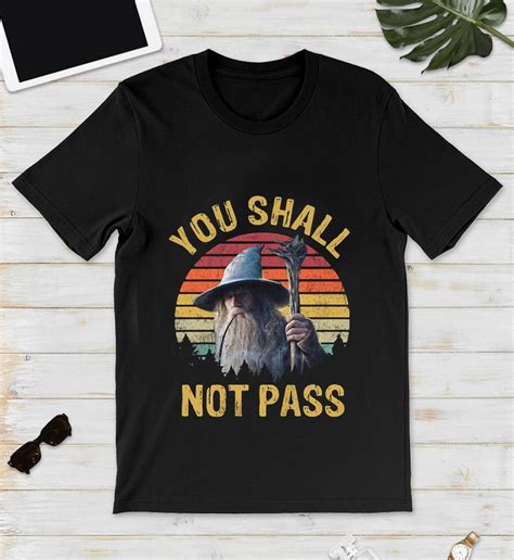 Gandalf Lord You Shall Not Pass Vintage T Shirt Vintage Tshirts You