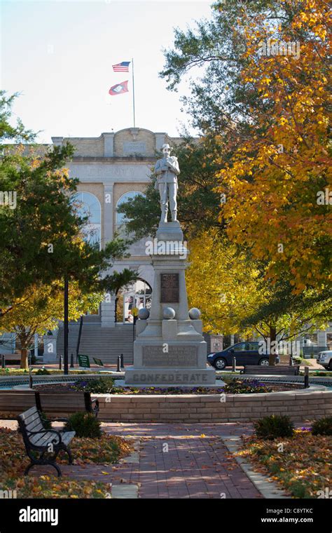 The Confederate Statue On The Square In Downtown Bentonville Ark Stock