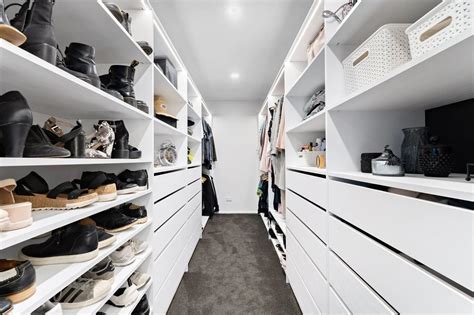 Wardrobe storage solutions & tips | Boston Wardrobes
