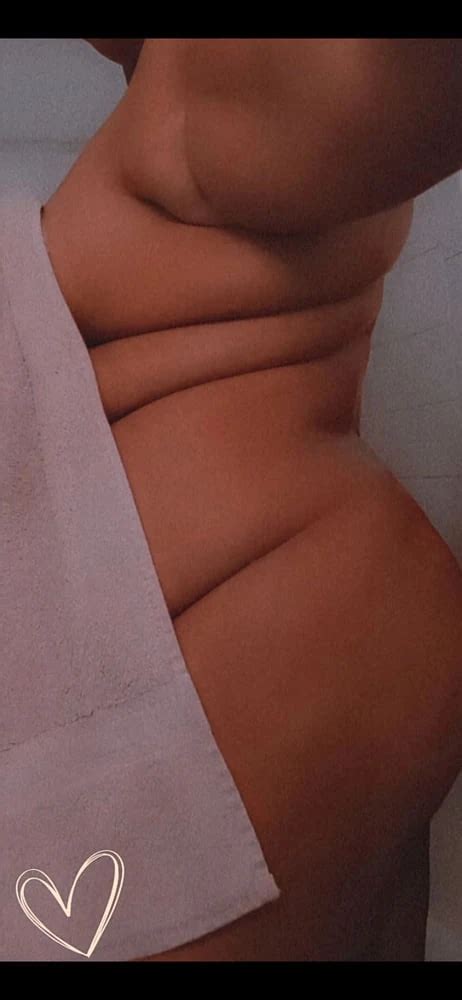 Curvy Caramel Skin 2 Nude Pics XHamster